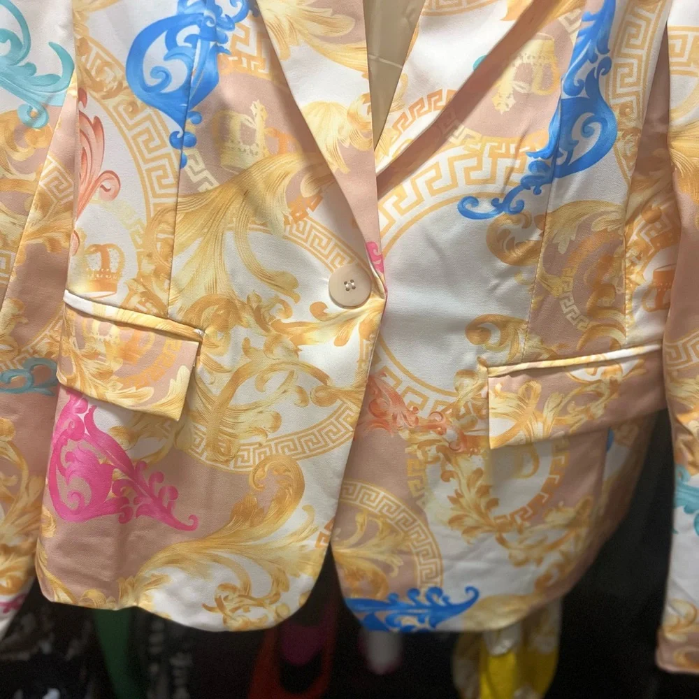 NWOT Vibrant Blazer - Picture 3 of 4